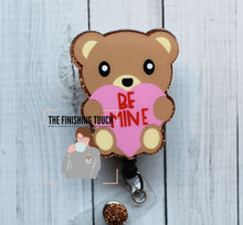 Load image into Gallery viewer, Bear Holding Heart